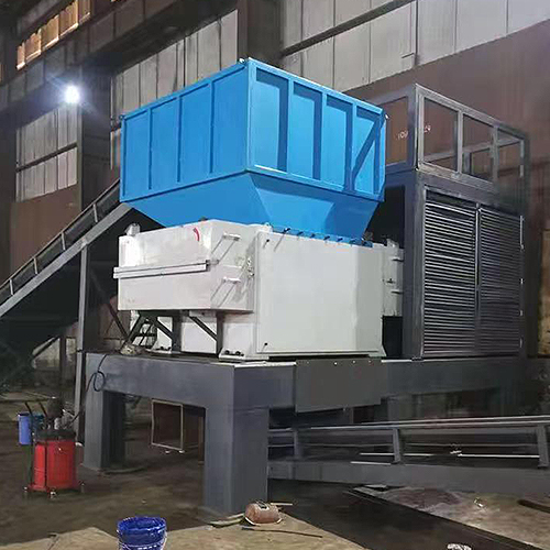 Pre shredder machine